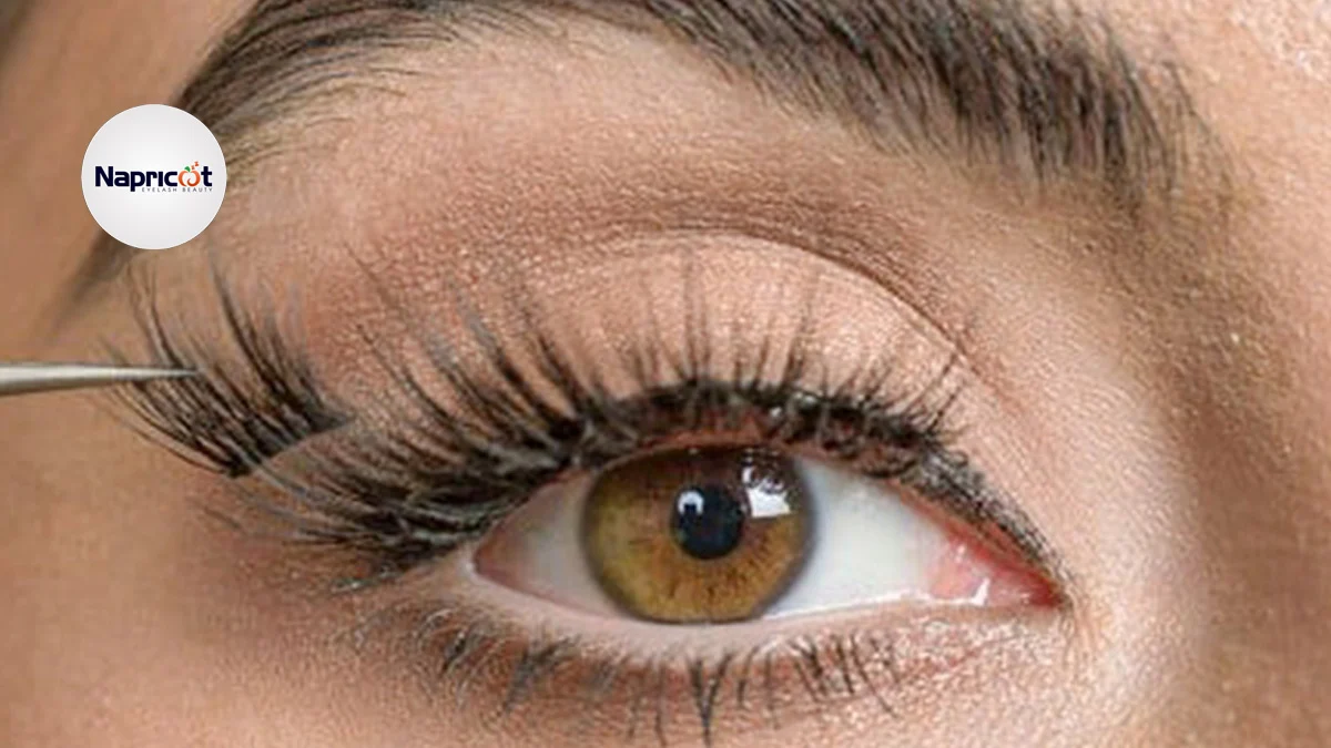 How to Fix Cluster Lashes? Expert Solutions & Safety Guidelines